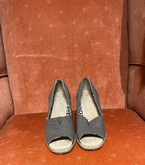 Toms Wedges thumbnail 2