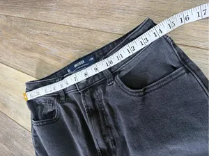 Hollister Ultra High-Rise 90s Straight Jeans In Washed Black thumbnail 11