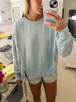 Blue sweatshirt Size L thumbnail 3