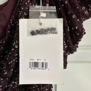 Mac Duggal 5622 Blackberry Sequin Embellished‎ Puff One Shoulder Gown Size 0 thumbnail 7