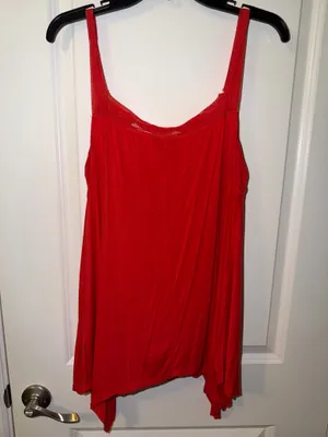 Cupio Bright Red Lace-Trim Asymmetrical Tank Top, Sz L thumbnail 2