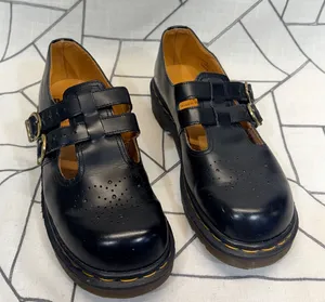 Dr. Martens 8065 Mary Jane SZ 7 Black Leather Made in England Double Buckle VTG thumbnail 1