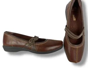 Clarks Collection Women's Hayden Maize Mary Jane Brown Leather Flats Sz 8.5 EUC thumbnail 1