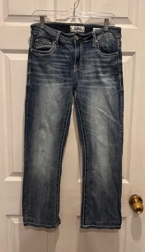 Daytrip Mila Bootcut Jeans 27 Medium Wash Distressed Thick Stitch Hemmed thumbnail 1