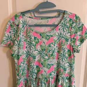Lilly Pulitzer Geanna Short Sleeve Swing Dress Botanical Green Just Wing It Sm thumbnail 2