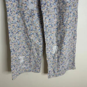 POL everyday edge pants Blue Floral Corduroy Wide Leg Distressed Elastic Waist S thumbnail 3