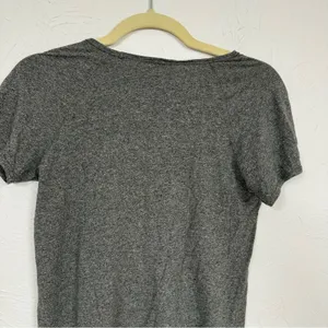 Aritzia Wilfred Grey Scoop Neck Tee Shirt Womens XS Short Sleeve Stretch Basic thumbnail 8