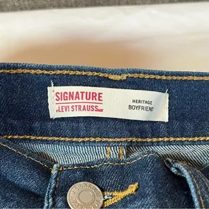 Levi’s Signature Heritage Boyfriend Jeans Womens Size 10 Medium‎ Wash High Rise thumbnail 5