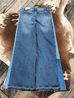 NWT KanCan Clover High Rise Wide Leg Jeans Sz 11/29 thumbnail 10