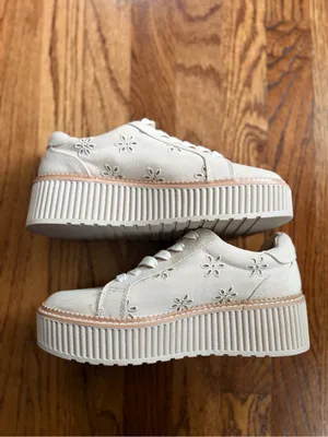 DV by Dolce Vita Brin Floral Platform Sneakers Cream Women’s 8 thumbnail 5