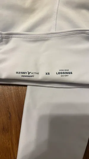 Old Navy Active Leggings thumbnail 3