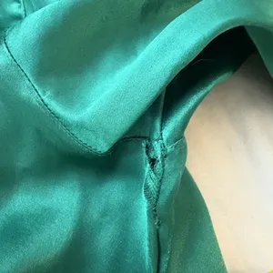Vtg Victoria’s Secret Gold Label Satin Pajama Top Emerald Green Long Sleeves M/L thumbnail 5
