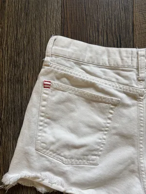 BDG White Distressed Denim Cutoff Shorts Pelmet Women’s Size W 31 thumbnail 3