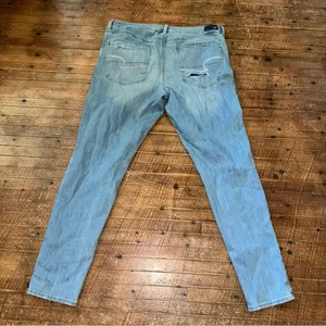 American Eagle Outfitters Ripped Blue Jeans thumbnail 3