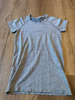 Lululemon Swiftly Tech thumbnail 1