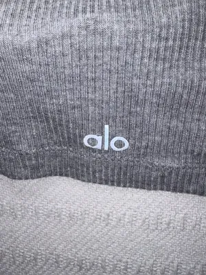 Alo Yoga Womens Ribbed Whisper Bra Tank Top Size S Gray Athleisure Yoga Workout thumbnail 3