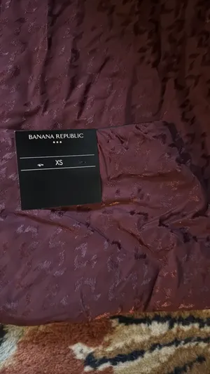 Banana Republic NWT Burgundy Satin Patterned Maxi skirt thumbnail 4