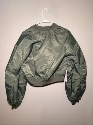 Princess Polly Thalya Green Cropped Bomber Jacket Women’s US 6 NWT thumbnail 7