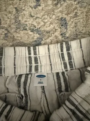 Old Navy Shorts thumbnail 2