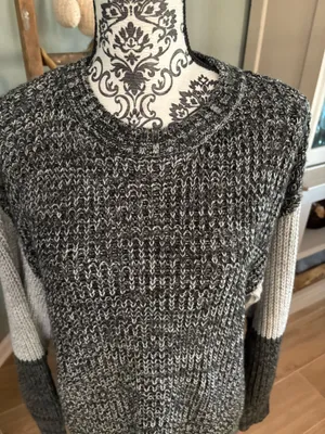 Time & Tru size XL black & grey sweater thumbnail 2