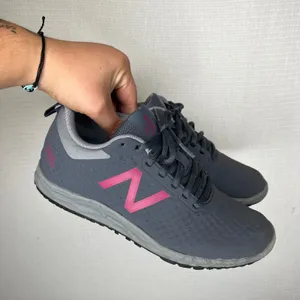 New Balance Fresh Foam 806 Industrial Grey Pink Work Shoes WID806G1 Women 8 thumbnail 1