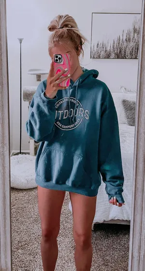 Gildan Colorado Springs Hoodie thumbnail 1