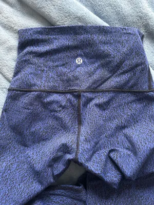 Lululemon Leggings size 4 thumbnail 3