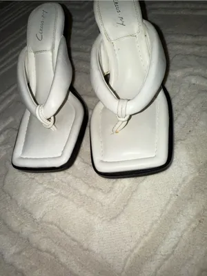 New! Sam edelman Women white sandals. Size 5 thumbnail 2