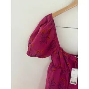 Urban‎ Outfitters Pink Floral Puff Sleeve Smocked Back Boho Romper Medium NEW thumbnail 4