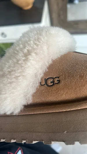 UGG Slippers Women’s thumbnail 8