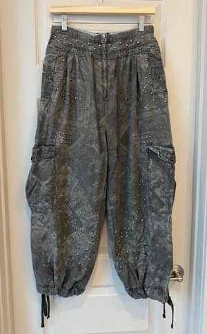 Free People Fly Away Studded Balloon Pants Size 6 thumbnail 1