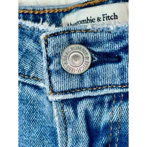 Abercrombie & Fitch Curve Love The Skinny High Rise Blue Denim Jeans Size 28 6 L thumbnail 5