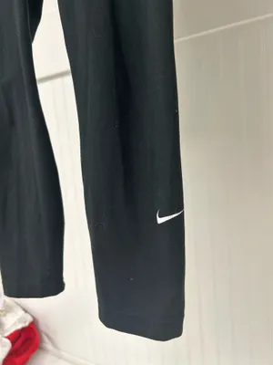 Nike Dri-Fit Leggings Black Women’s Small thumbnail 2
