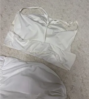 Amazon White Two-Piece Matching Set thumbnail 4