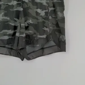 Athleta Printed Mesh Racer Run Shorts Women’s 1X Black Camo 4 Inch Lined thumbnail 5
