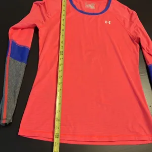Under Armour shirt‎ thumbnail 4