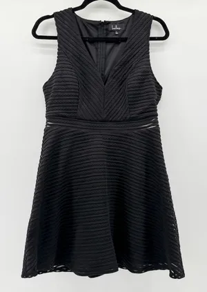 Lulus Black Sleeveless V-Neck Textured Fit and Flare Mini Dress Large LBD thumbnail 1