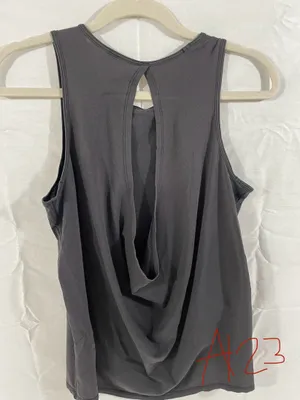 Lululemon Tank Open Back Size 4/6 thumbnail 3