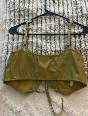 Urban Outfitters Crop Top thumbnail 2