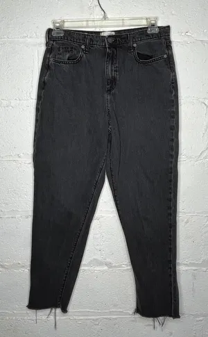 Universal Threads Women's High Rise Boyfriend Frayed Hem‎ Black Weans Size 8R thumbnail 1