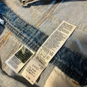 Levis Women's Denim Shortalls Light Wash Bib Overalls Blue Small Country Western thumbnail 8