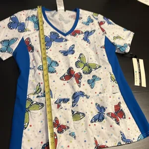 Cherokee‎ Flexibles Butterfly Scrub Top Blue V-Neck Small 1912 BUBR NWT thumbnail 2