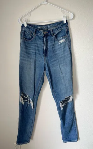 Comfort Stretch American Eagle Jeans thumbnail 1