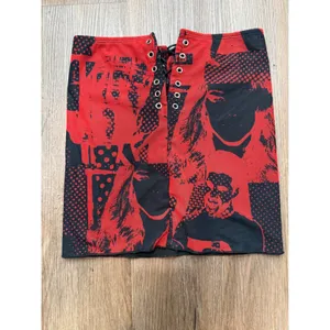 edikted Red Black Graphic Lace Up Mini Skirt missing lace vintage‎ thumbnail 3