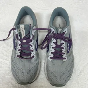 Brooks Gray and Purple Athletic Shoes for Running thumbnail 2