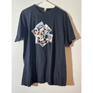 Maroon 5 XL Red Pill Blues Tour Concert Graphic T-Shirt 2018 Los Angeles Apparel thumbnail 2