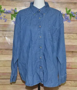 Harrah's Casino Blue Denim Button Up Shirt Top Size XL Cotton Embroidered Logo thumbnail 1
