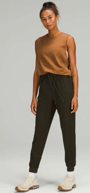 Lululemon Stretch High Rise Women's Jogger in Dark Olive Size 6 thumbnail 1