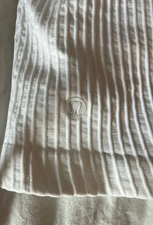 Lululemon White Tank Top thumbnail 4