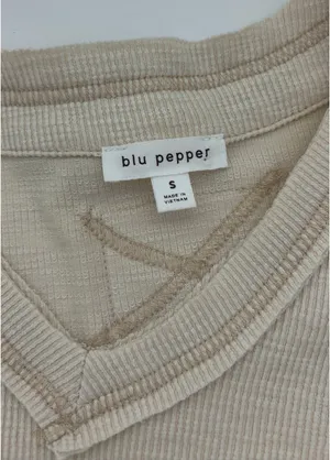 cream blu pepper blouse thumbnail 3
